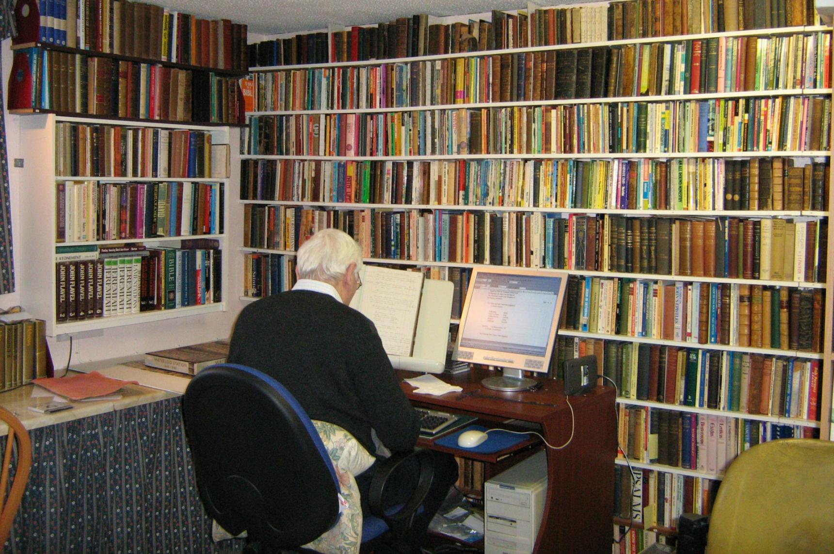 Sylvie's Grandad Owl with his books